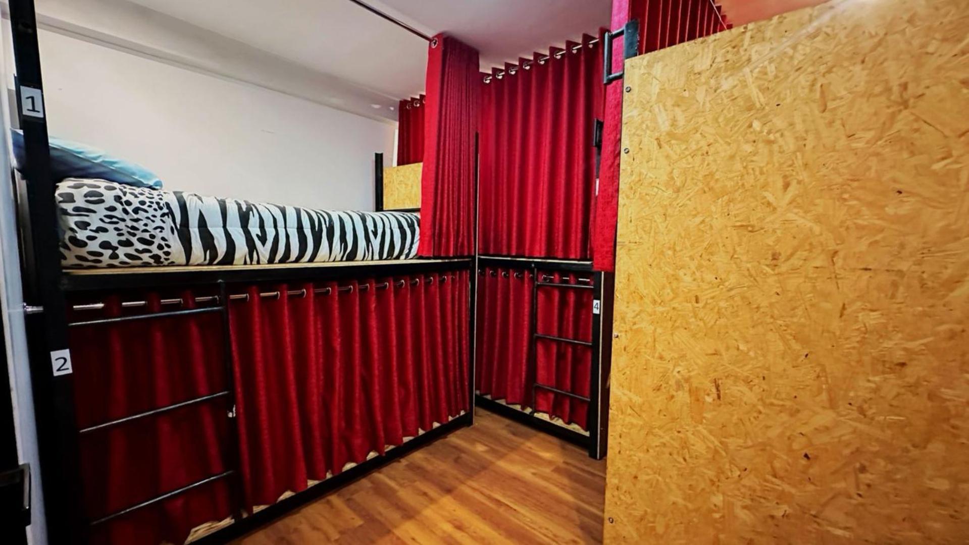 Magic Packer Hostel クスコ エクステリア 写真